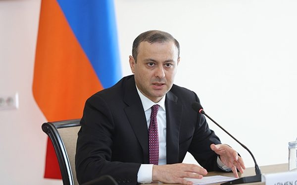 Armenia and Azerbaijan Negotiate Ceasefire to End Fighting