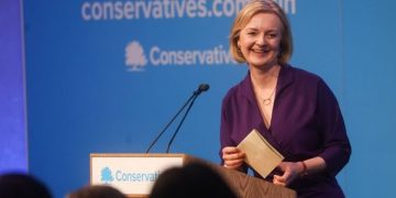 Truss Wins Race to Become UK’s Prime Minister