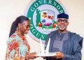 Amusan Receives N5m Cash Gift from Abiodun