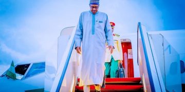 Buhari Urges Police Officers to be Apolitical