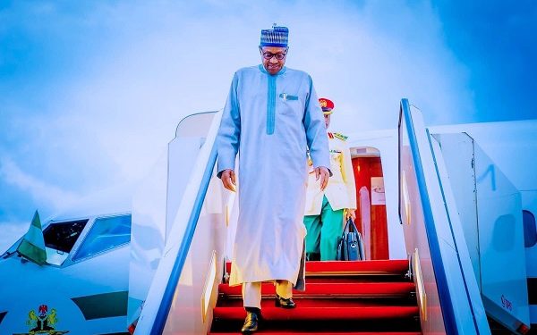 Buhari Urges Police Officers to be Apolitical