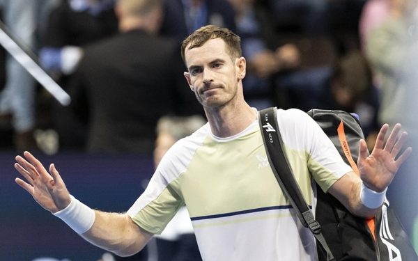 Murray Knocked out of Swiss Indoors by Agut