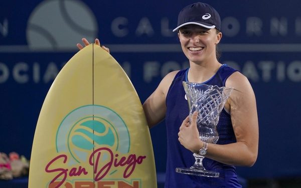 Swiatek Beats Vekic in the San Diego Open
