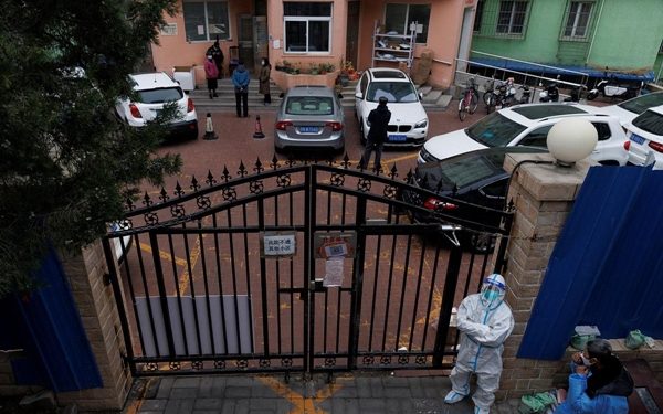 Beijing Close Schools Over Surge in Covid-19 Cases
