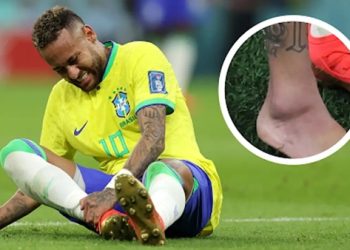 Neymar Sustains Ankle Injury