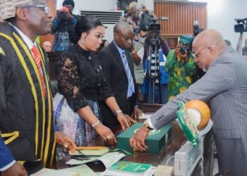 Ogun Governor Presents 2023 Budget