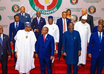 Buhari Tasks ECOWAS Team to Complete Review