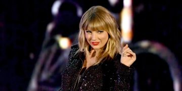 Court Dismisses Suit Against Taylor Swift