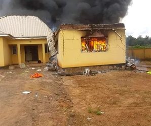 Hoodlums Attack INEC Office in Oru West