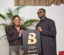 Kizz Daniel Amasses 500 million Streams on Boomplay