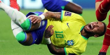 Neymar Returns from Injury