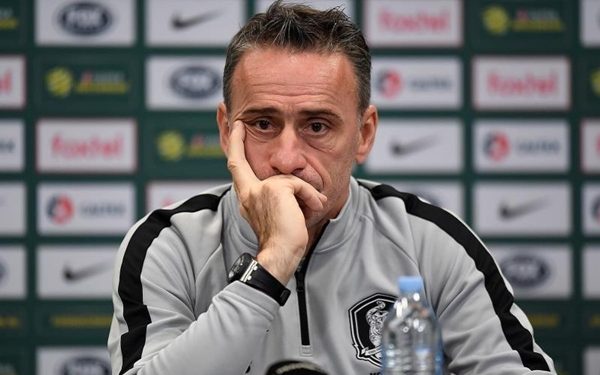 South Korea Coach, Bento Resigns
