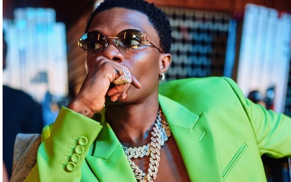 Wizkid Apologizes to Ghanaian Fans