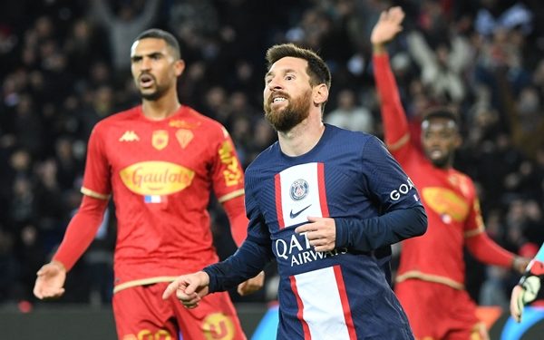 Messi Scores his First Game for PSG