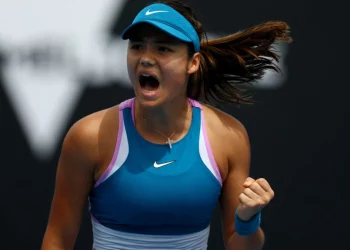 Raducanu Reaches Second Round of the Australian Open