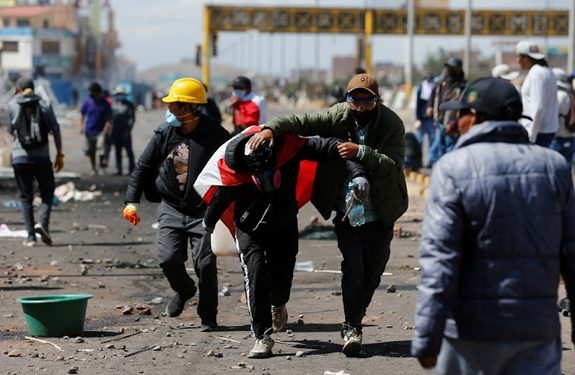 Seventeen Die in Peru Clashes