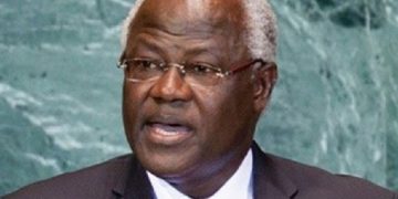 ECOWAS Urges FG TO Address naira and Fuel Scarcity
