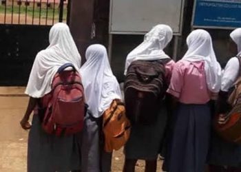 FG Approves Use of Hijab for Female Muslim Students