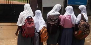 FG Approves Use of Hijab for Female Muslim Students