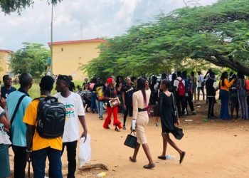 Student Reacts to ASUU Disagreement on Closure of Universities