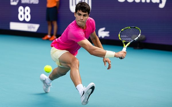 Alcaraz Reaches Last 16 Miami Open