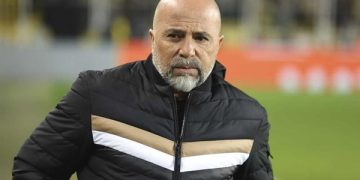 Sevilla Sacks Argentine Coach